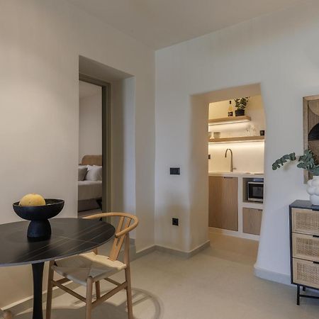 Morfes Luxury Suites By Caldera Houses Firostefani Exterior photo
